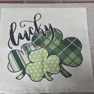 Lucky Shamrock Decorative 18x18 Pillow Cover